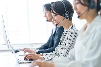 カスタマーサポートのイラスト